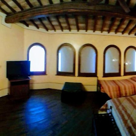 Camere Della Vecchia Posta เตรวี ภายนอก รูปภาพ