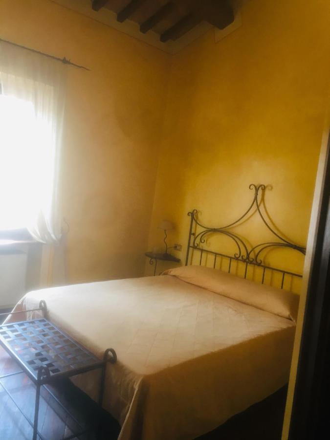 Camere Della Vecchia Posta เตรวี ภายนอก รูปภาพ